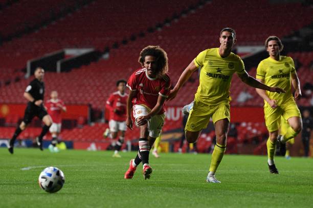 表现出色 表现出色